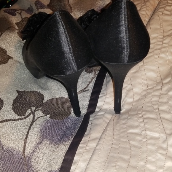 2/$18Lulu Townsend heels# - Picture 3 of 6
